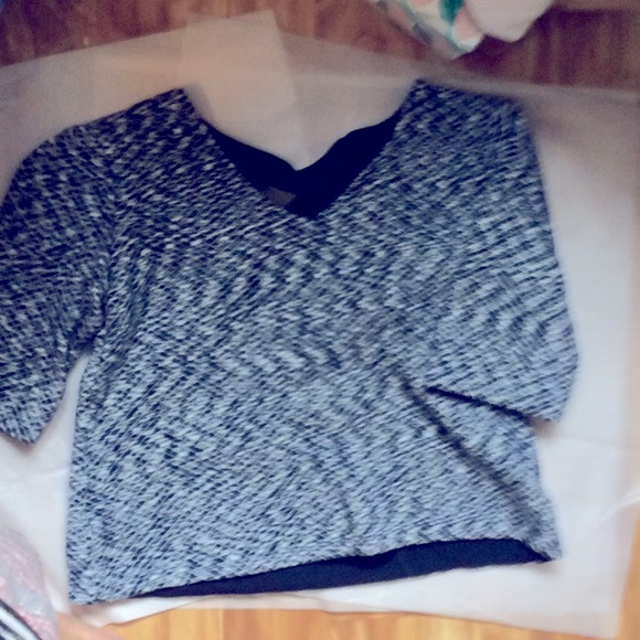 Top - Picture 1 of 1